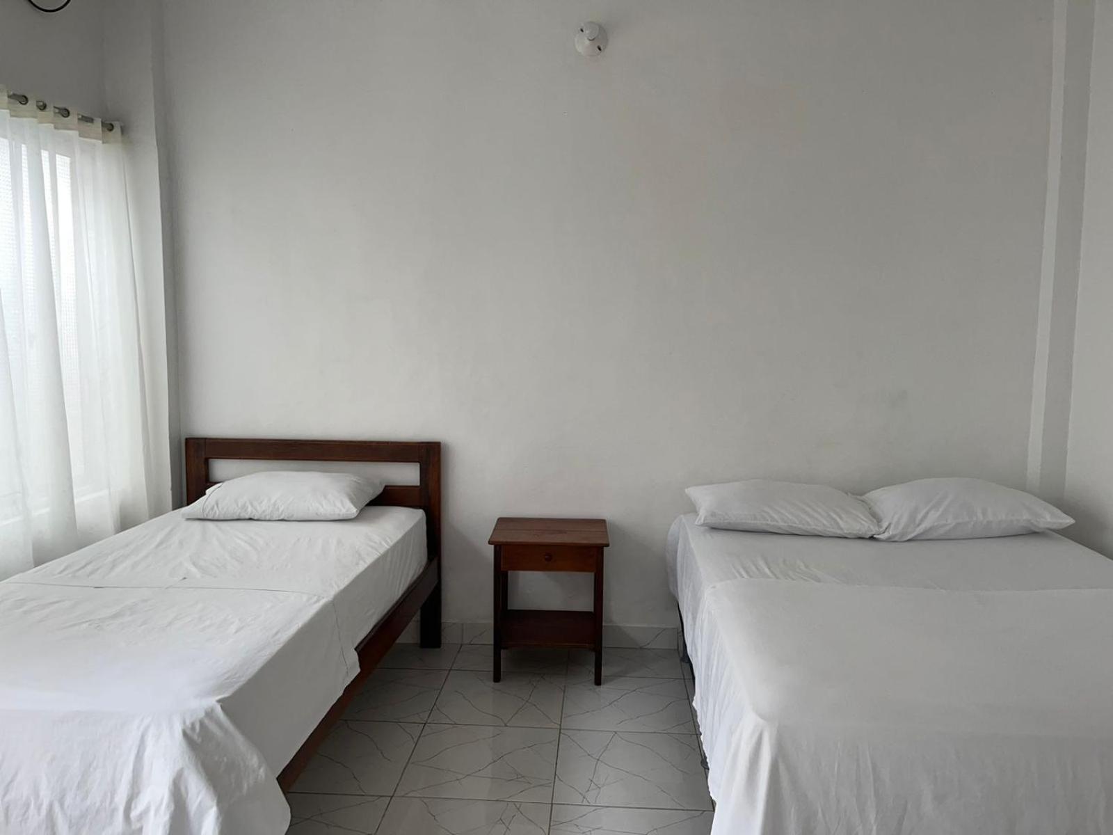 Hotel Heliconias Leticia Buitenkant foto