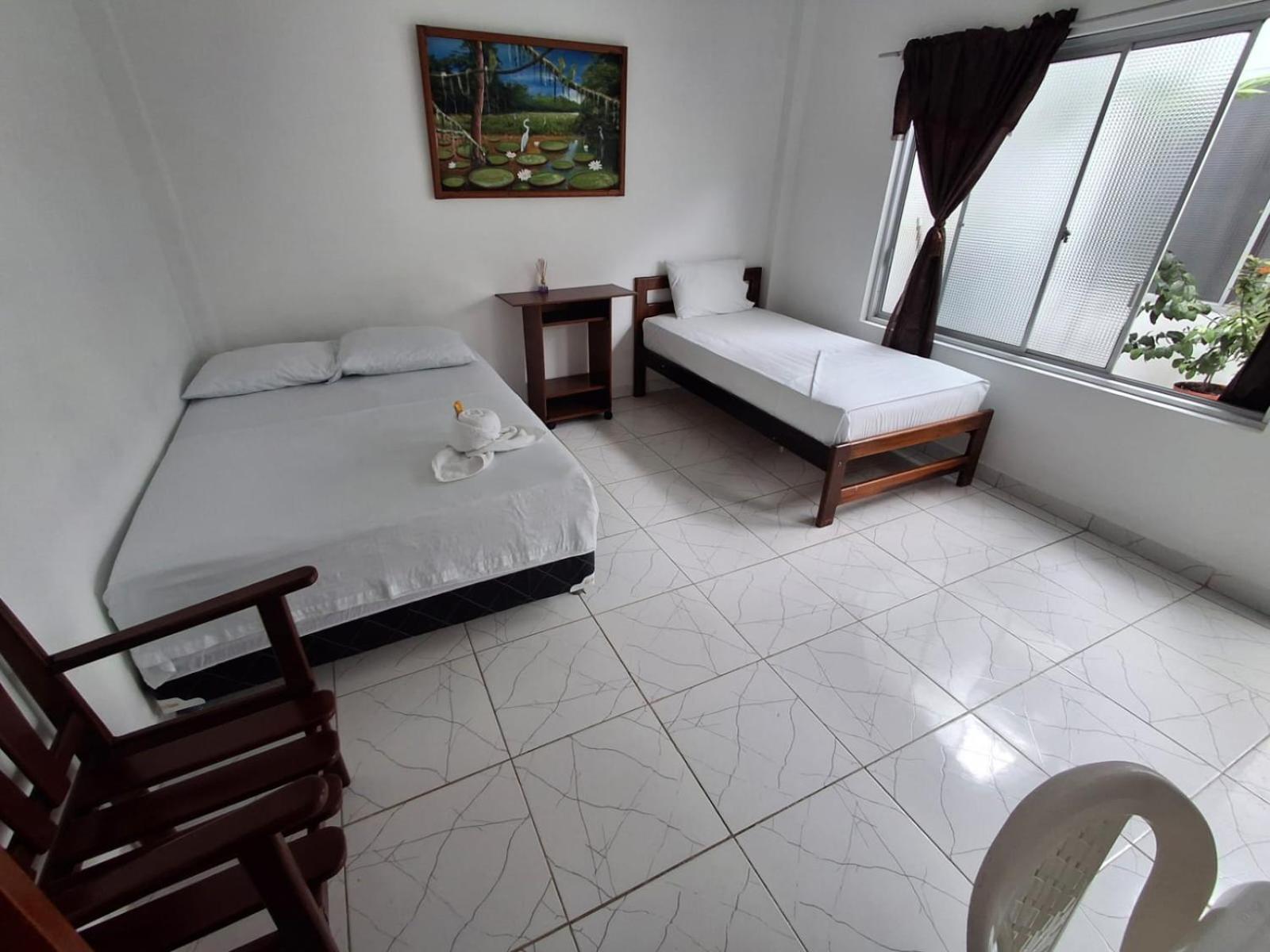 Hotel Heliconias Leticia Buitenkant foto