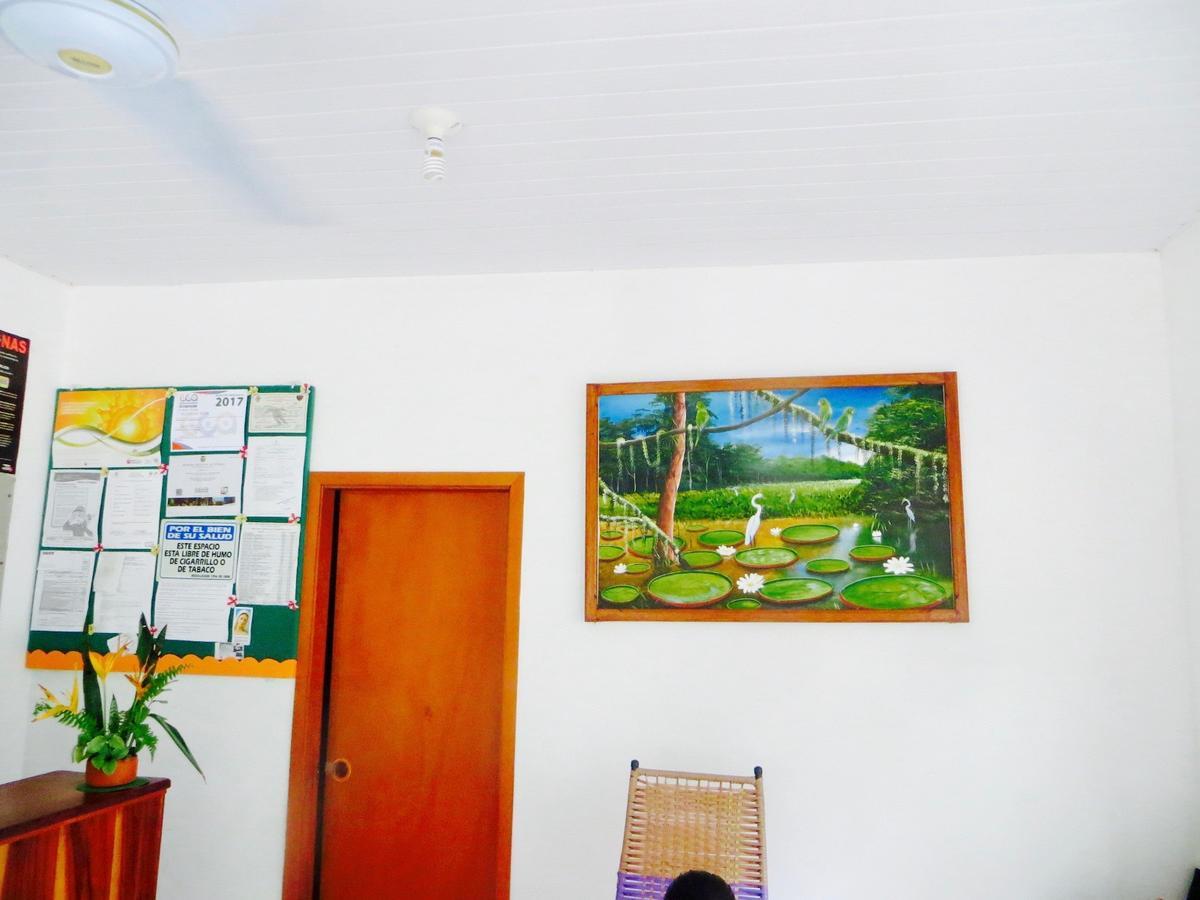 Hotel Heliconias Leticia Buitenkant foto